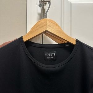 CUTS Clothing Men’s Curve-Hem BLACK Short Sleeve Shirt